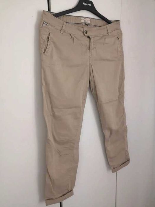 Spodnie damskie Bershka chino chinosy beżowe piaskowe basic M 38