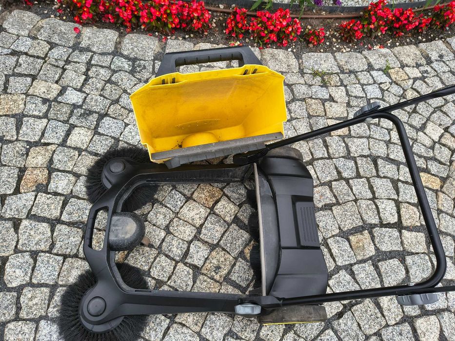Zamiatarka Karcher S4 i inne.