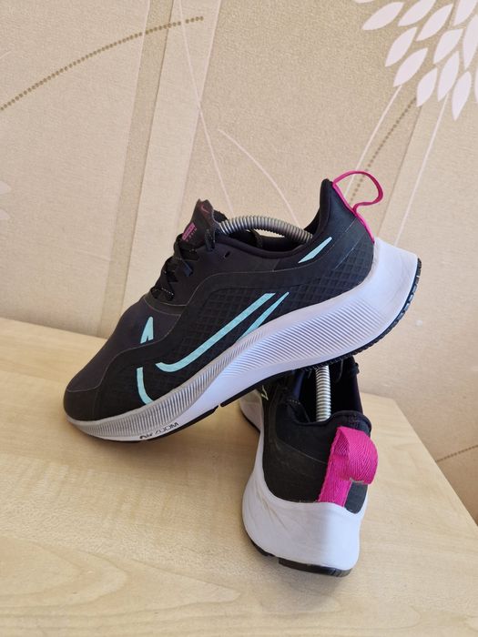 Кроссовки женские Nike Air Zoom Pegasus 37 Shield Black