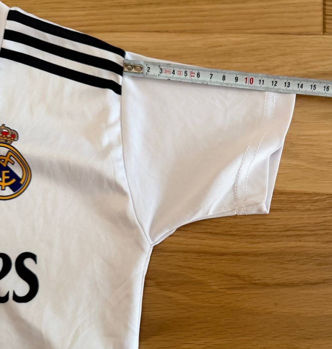 Дитяча футболка Adidas Real Madrid сезону 2024/25 на 9-11 років