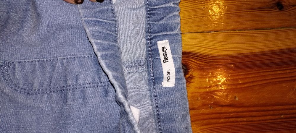 Nowe spodnie jeansowe 140, sinsay