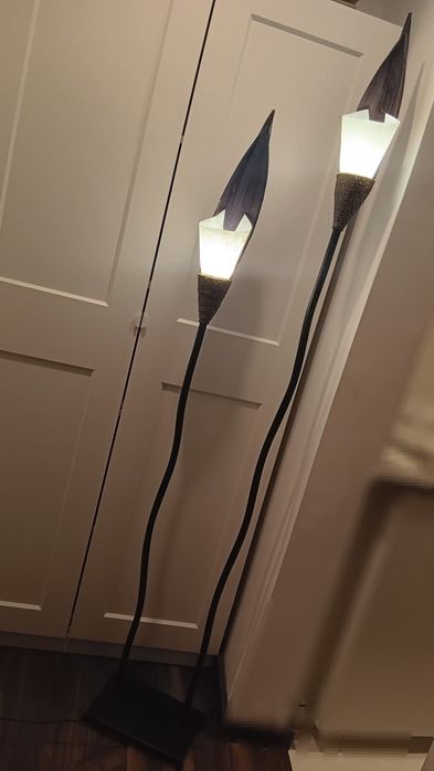 Biombo com iluminação mais candeeiro