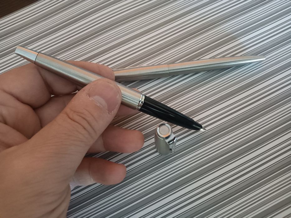 Caneta e esferográfica Parker 45 em inox