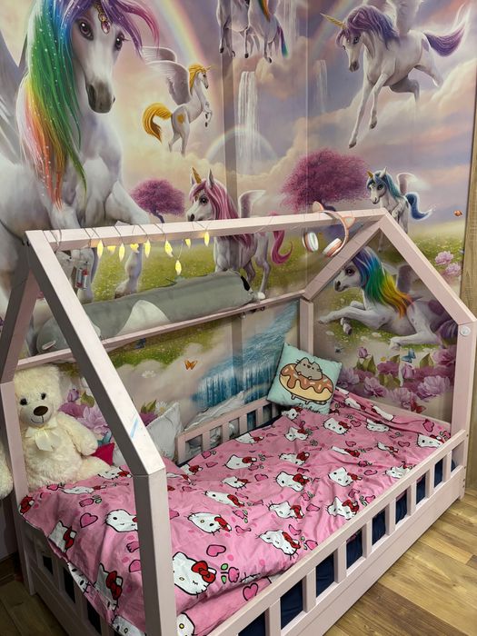 Łóżko dziecięce domek + materac