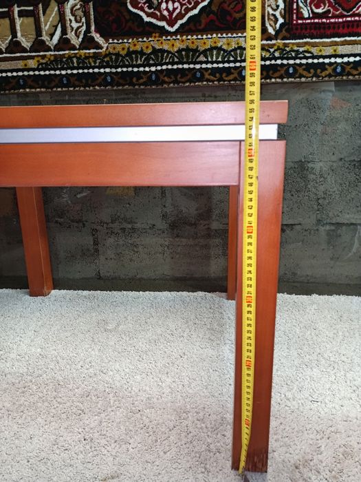 Mesa de centro em madeira maciça de cerejeira