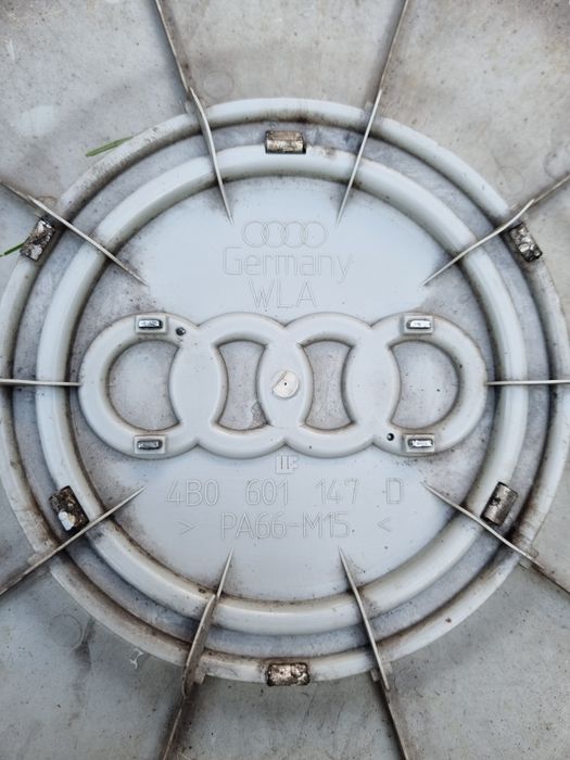 Kołpak Audi oryginalny Audi A6 itp. Made in Germany