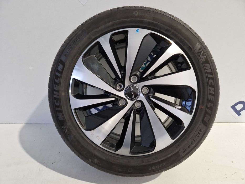 Koło felga BYD Seal U 7,5J ET45 19" 5x120 lato 235/50/19 7mm 2024r