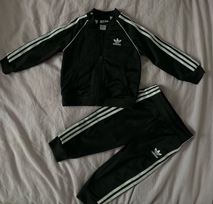 спортивний костюм на хлопчика 86-92