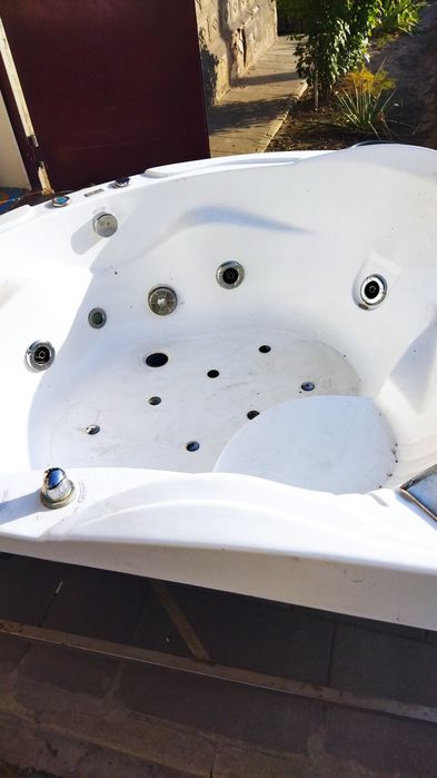 Джакузі у гарному стані