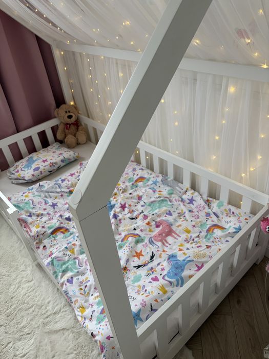 REZERWACJA Łóżko domek 80x160 białe z materacem