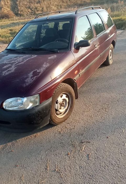 Форд эскорт цена 1250$