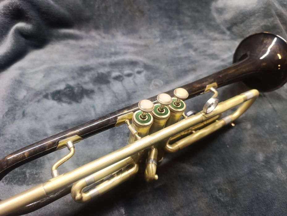 Trąbka OLDS Ambassador USA