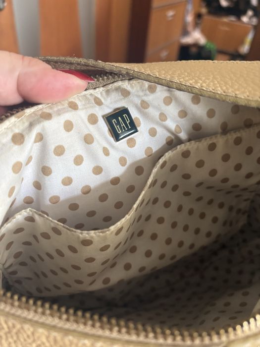 Сумка gap, невелика. Натуральна шкіра