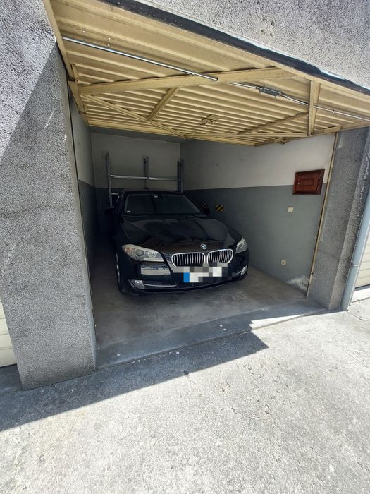 Garagem Próximo Gaishopping