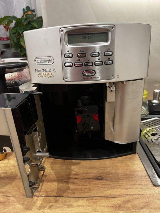 Ekspress do kawy DeLonghi zepsuty- na częsci