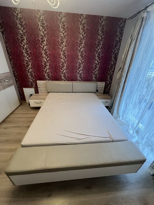 Łóżko z oświetleniem i szafkami nocnymi Rondino 160x200