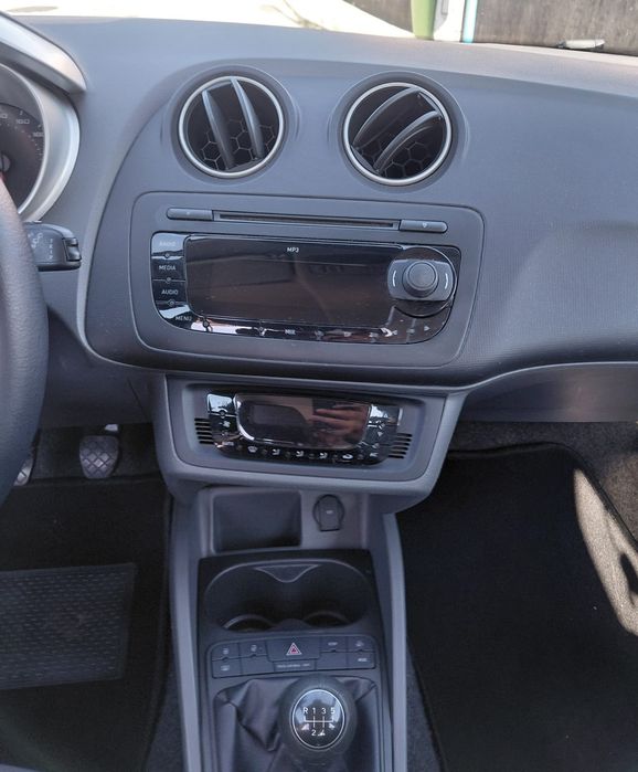Seat ibiza 1600tdi, 2011 — photo 4