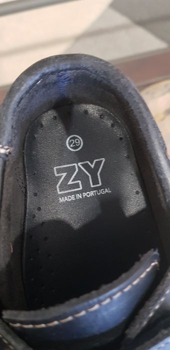 Sapatos em pele N°29