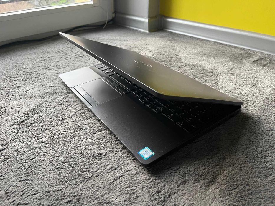 !!OKAZJA!! Mocny laptop DELL Latitude 5501 i7-9850H/32GB RAM/1TB SSD
