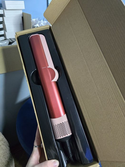 Фен-випрямляч Дайсон 1600Вт + килимок Dyson aistrait ht01