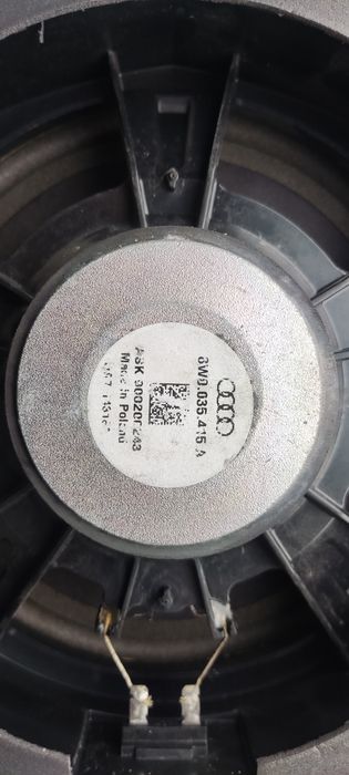 Динамики (мидбасы) audi a4 2017 (рестил)