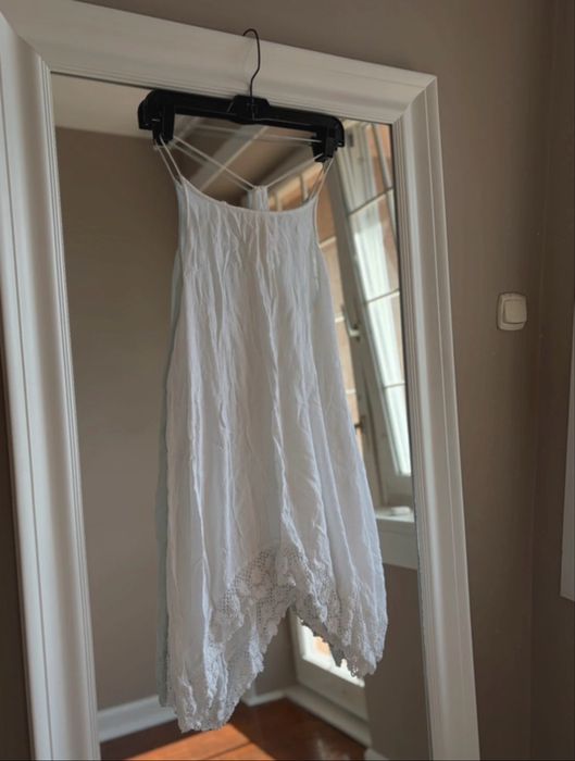 biała letnia sukienka boho style z koronką