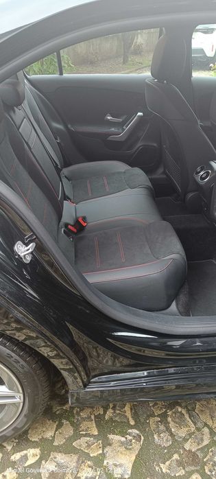 Mercedes-Benz A 200 Limousine, versão AMG Premium