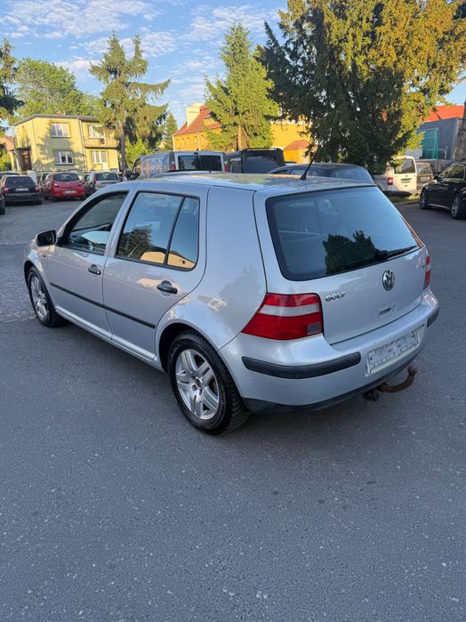 Volkswagen Golf 4 automat 1.6 benzyna fajny stan