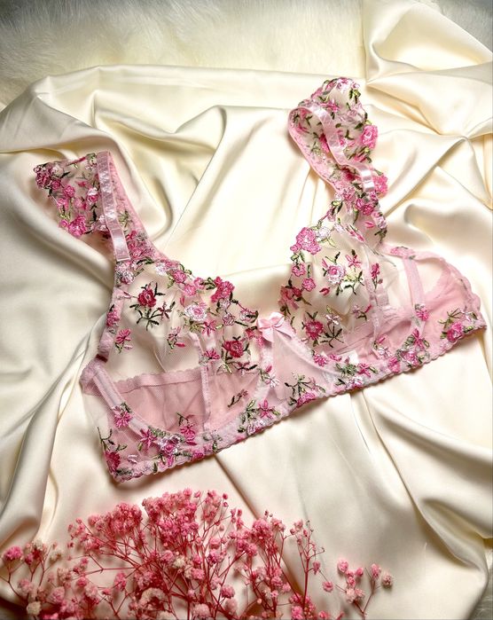 Одяг, нижня білизна, топ, корсет, бра, труси, ліфчик, бюст