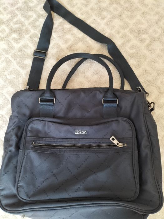 Mala maternidade Hugo boss