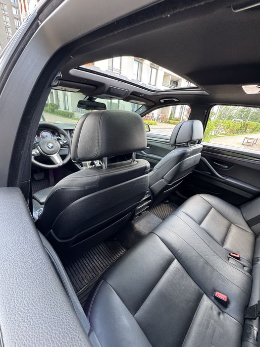 BMW 535i xDrive.
