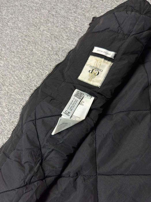 Жилет CP COMPANY Nada Shell жилетка сп компани безрукавка куртка c.p.