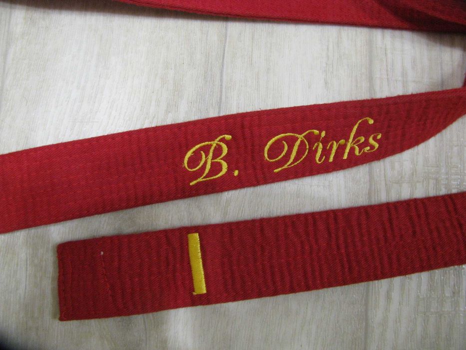 Пояс для кимоно Красный с одной жёлтой полоской 300 см