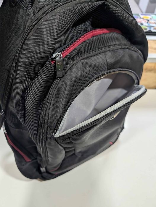 Mochila portátil 17" (Marca Port Designs) - Boa qualidade e espaçosa