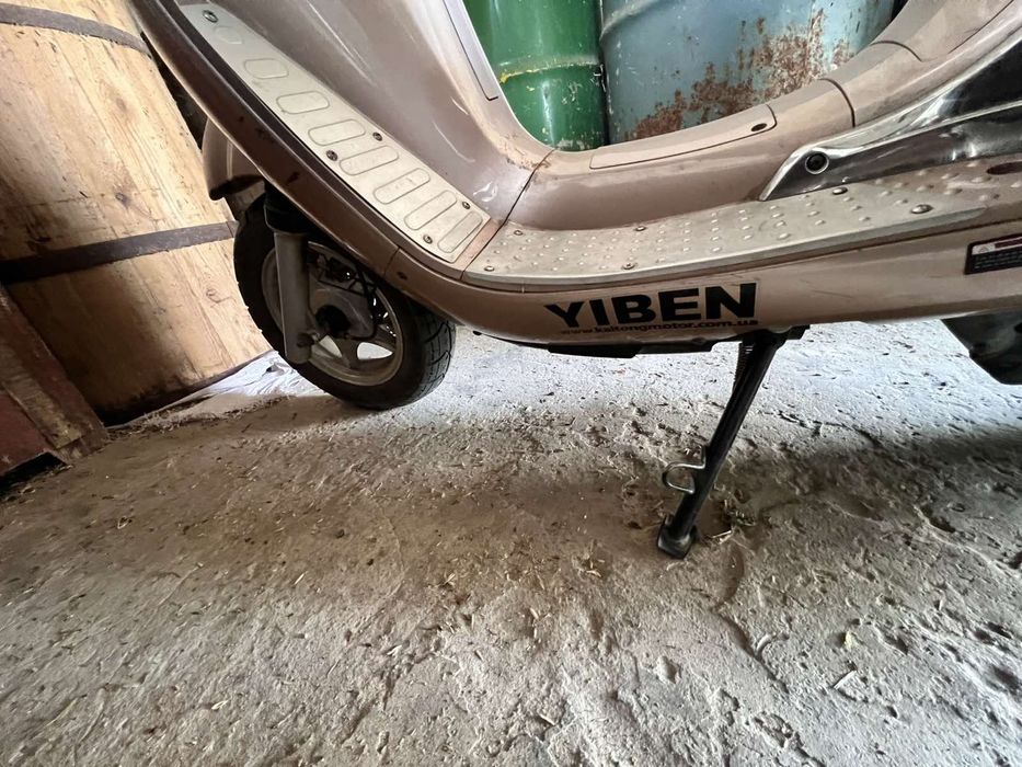 Скутер мопед YIBEN125