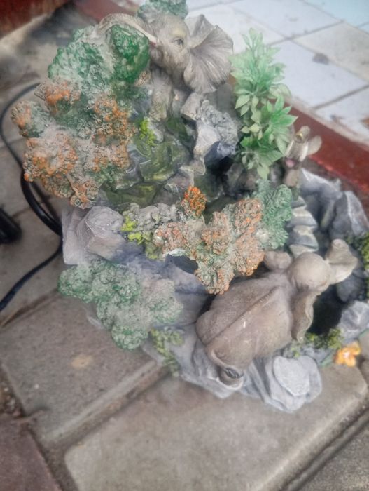 Фонтан електричний.
Для дому, роботи..
Заспокоює нервову си