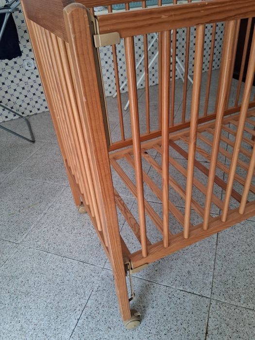 Berços/camas de bebé/cadeira