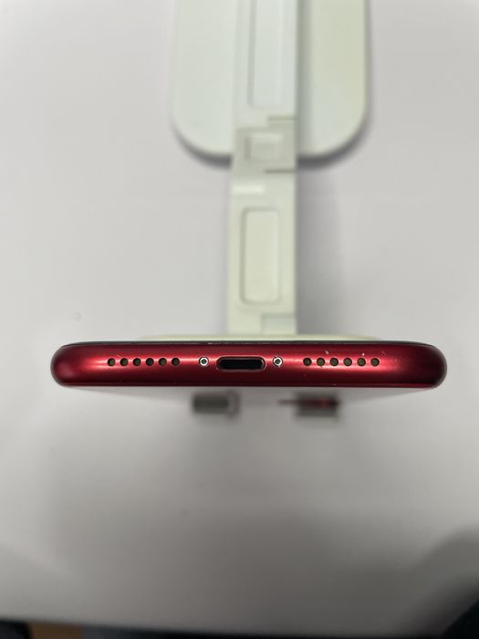 IPhone 11 vermelho