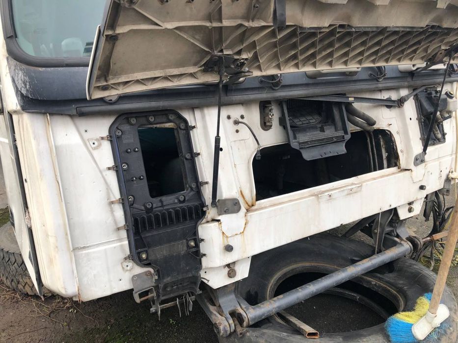 Кабіна daf 95 на запчастини