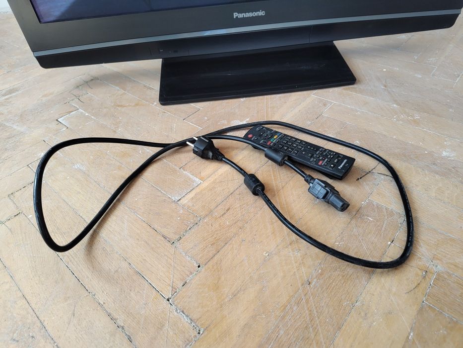 Telewizor Panasonic 42" TH-42PV8PA | Sprawny + Pilot i Podstawa