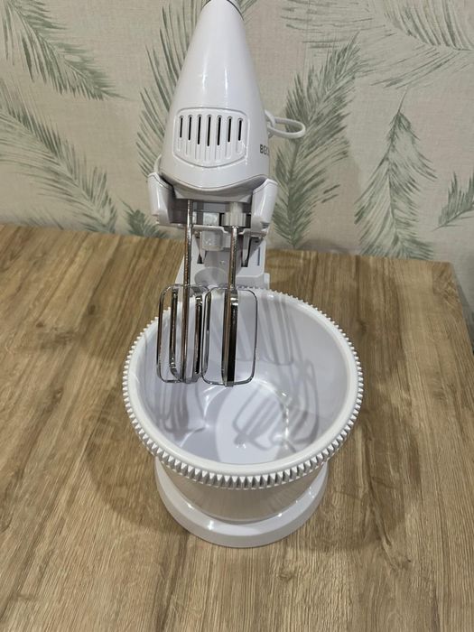 Batedeira c/ taça Becken