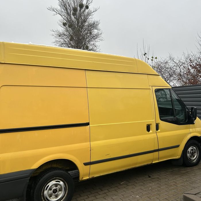 Продам вантажний автомобіль Ford Transit 2012 року випуску