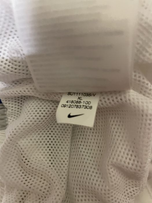 Білі шорти Nike