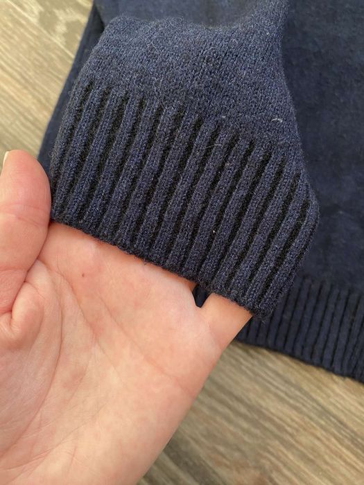 Шерстяний светр Guess