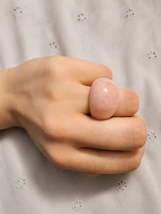 Кольцо из натурального розового кварца