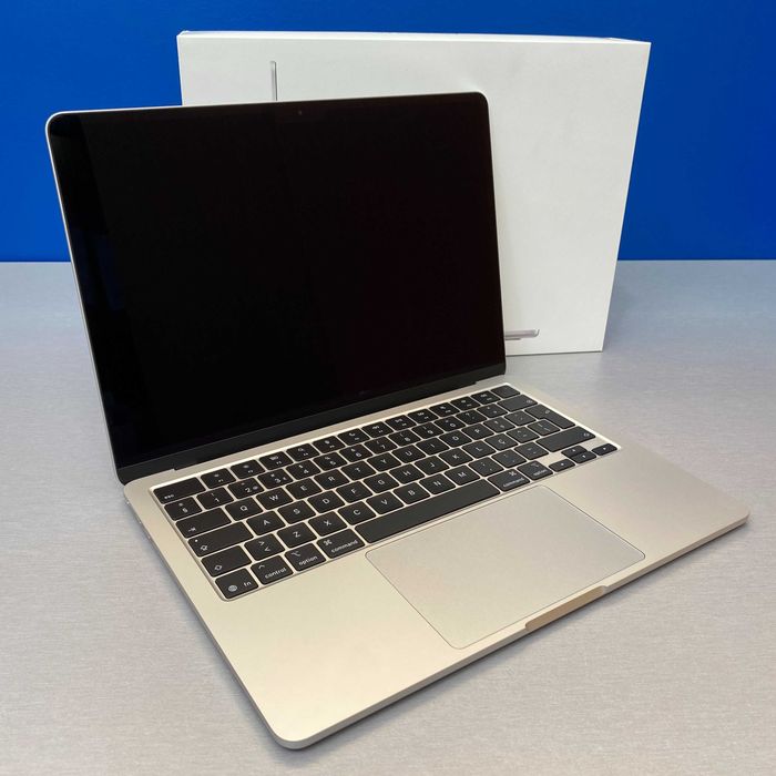 Apple MacBook Air 13.6" | 2025 | M4 10-Cores | 16GB | 512GB | Silver | 3 ANOS DE GARANTIA