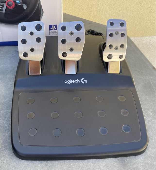 Logitech G29 + Shifter (PS4/ PS5 / PC) – Como Novo