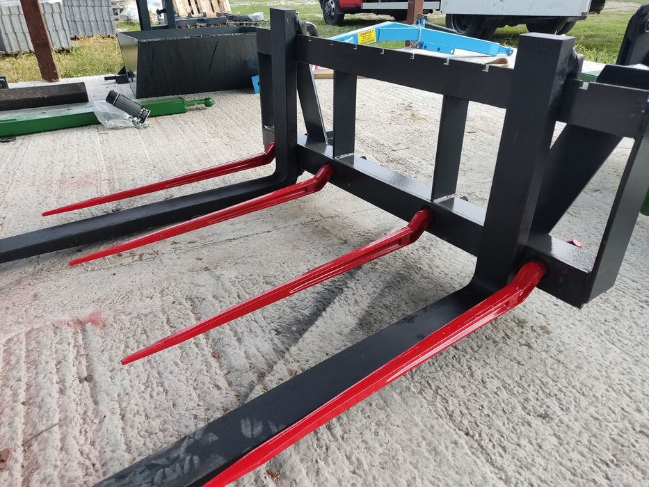 paleciak z 4 tulejami o udźwigu 3 tony- metaltechnik różne mocowania