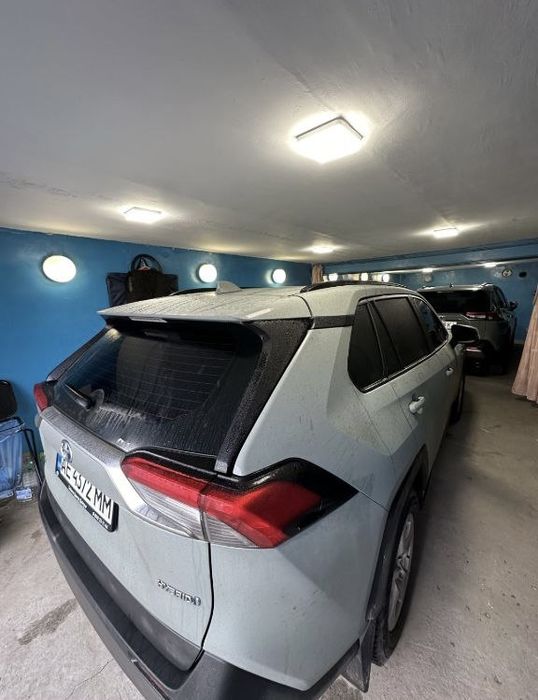 Гараж на ВЕЧЕРНЕМ (метро) на 3 авто 11.8/4.9 Возможна аренда/оренда