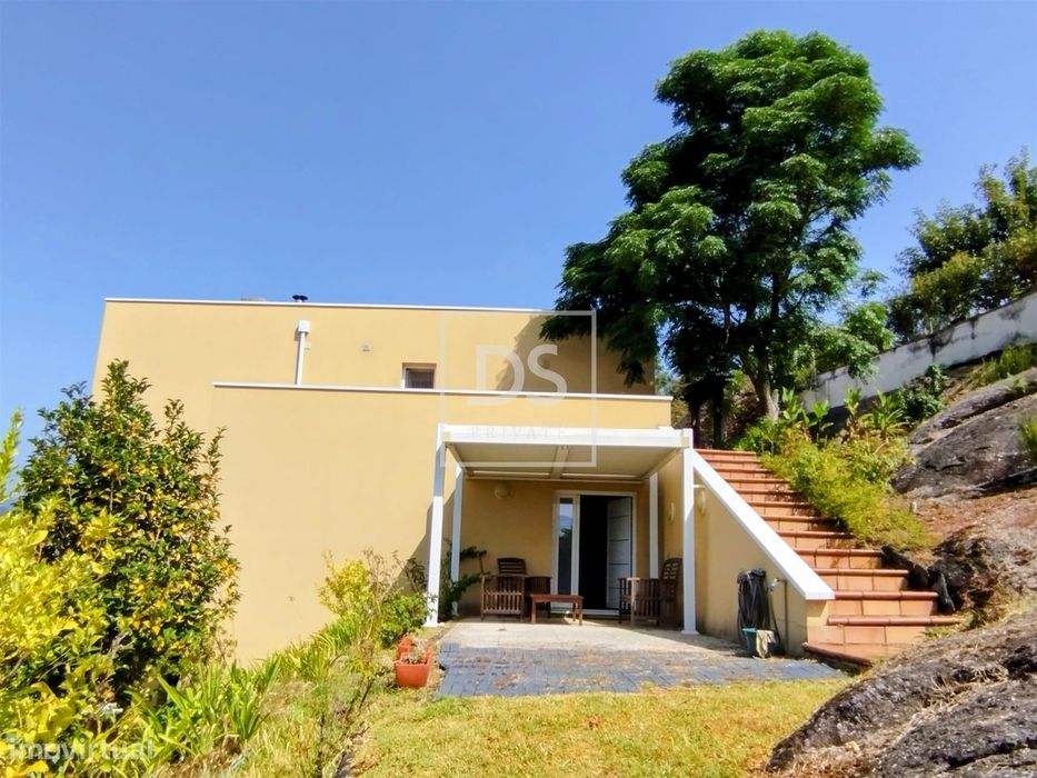 Moradia em Banda T3 Venda em Paçô,Arcos de Valdevez